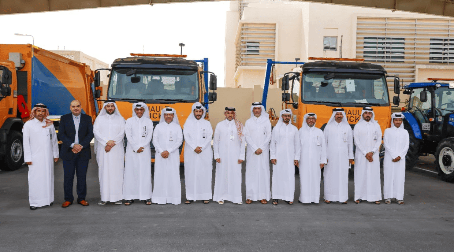 Ministry of Municipality launches eco-friendly fleet of vehicles