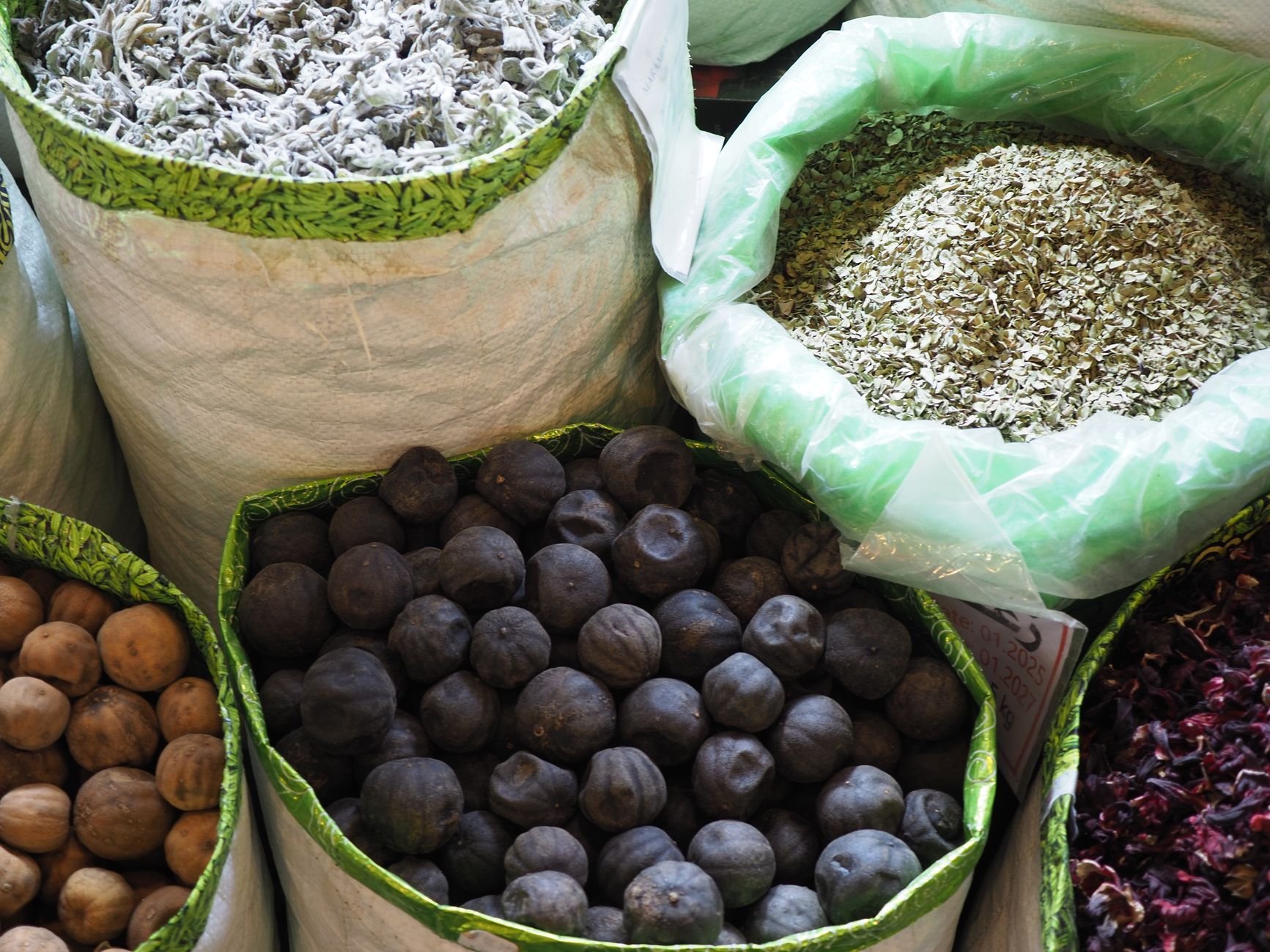 Bulk Buying & Wholesale Discounts for Families Qatar